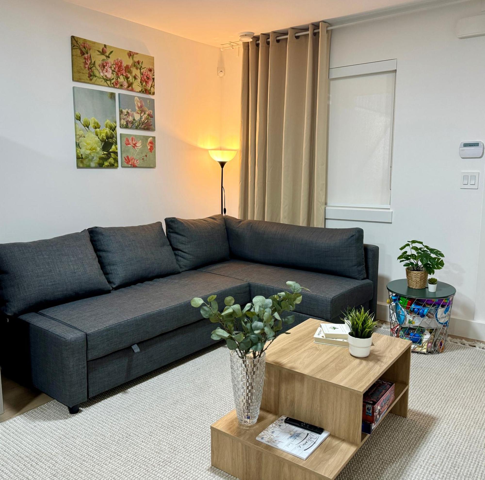 The Sunset Haven- Cozy 2Br Basement Suite Near White Rock 素里 外观 照片